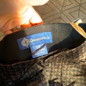 Democracy Ab Solution black/brown pants.